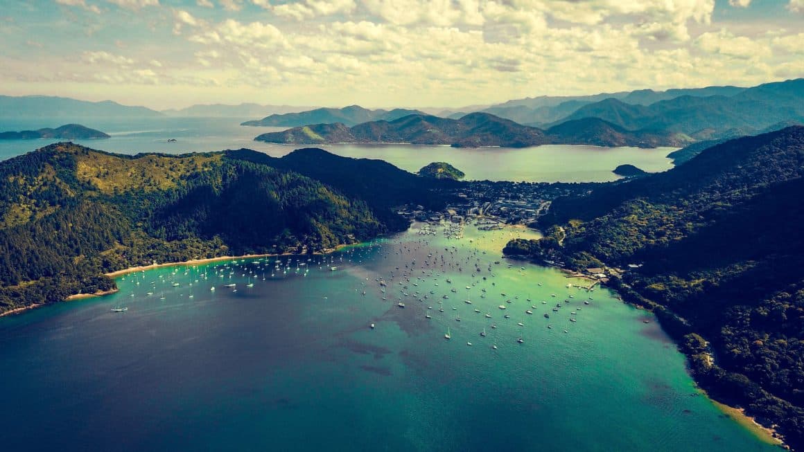 Centro / Itaguá, em Ubatuba